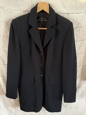 Garfield & Marks Women's Black Tailored Blazer, skirt & pants